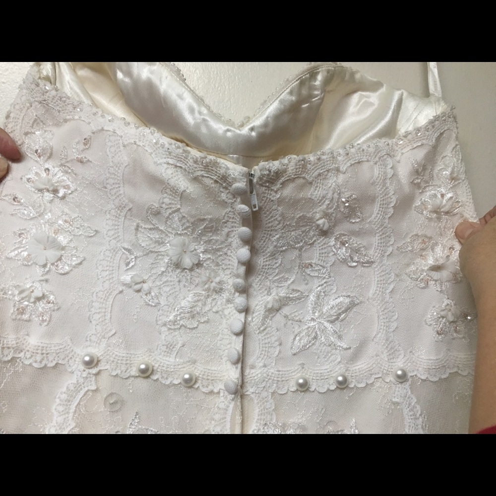 Wedding dress